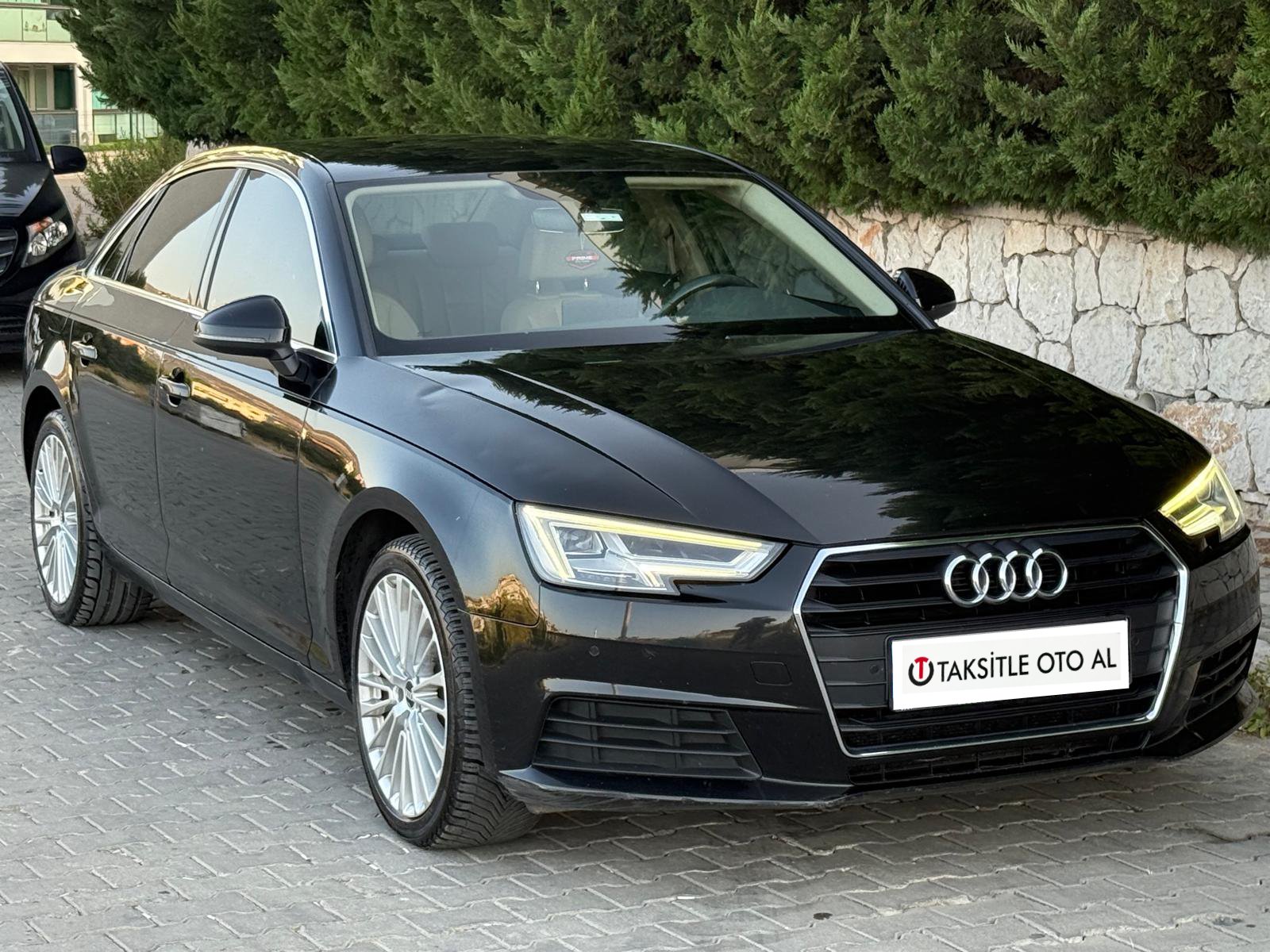 2018  Audi  A4 Sedan 2.0 TDI Dynamic - HATASIZ